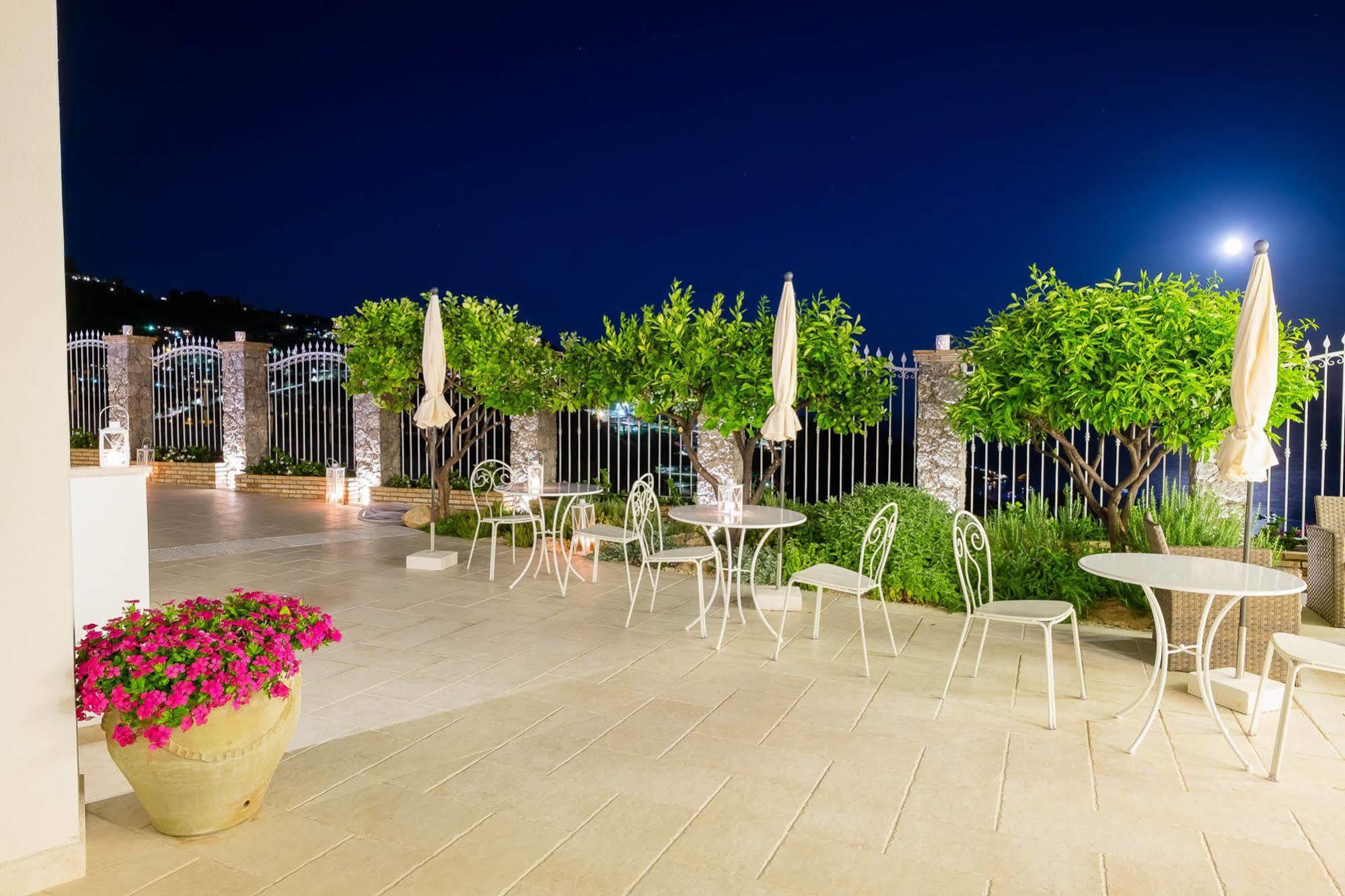 Sciccosa Guest House Таормина Екстериор снимка