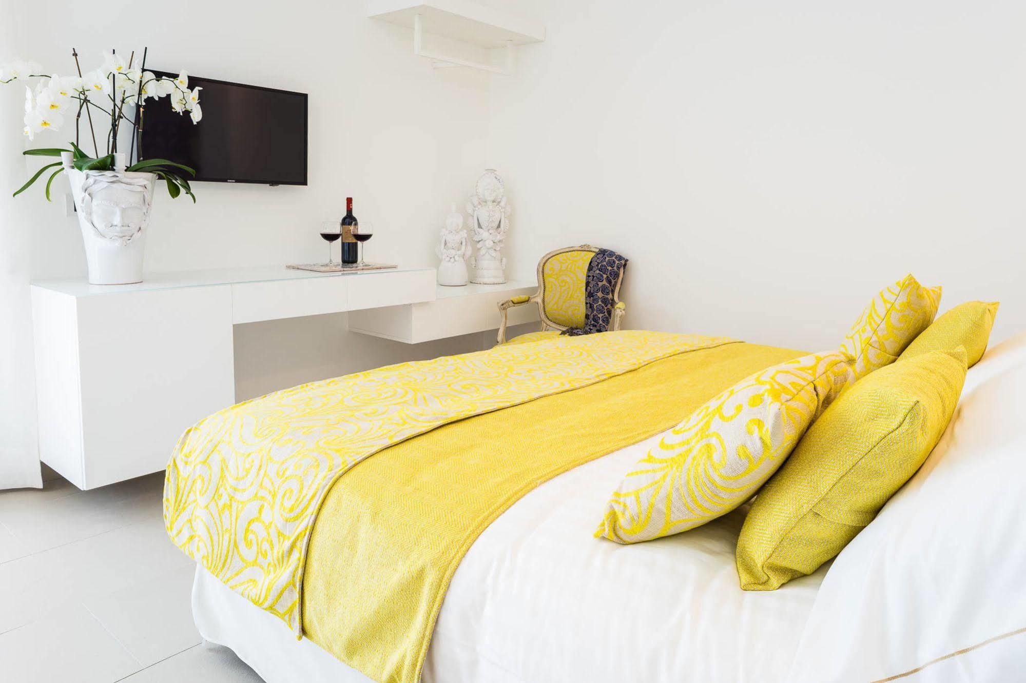 Sciccosa Guest House Таормина Екстериор снимка