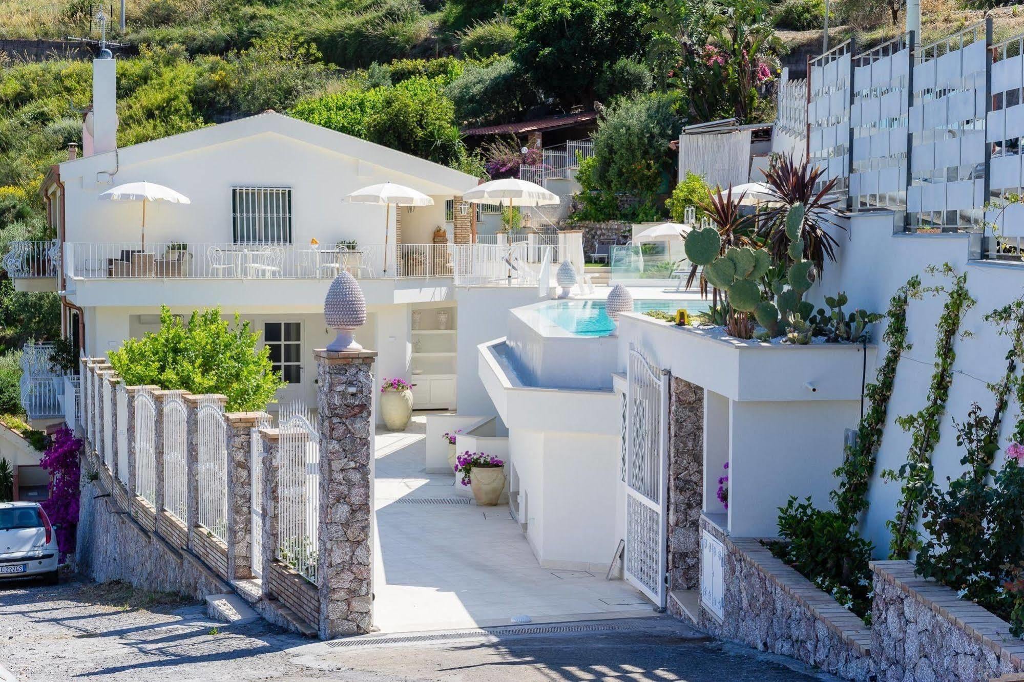 Sciccosa Guest House Таормина Екстериор снимка